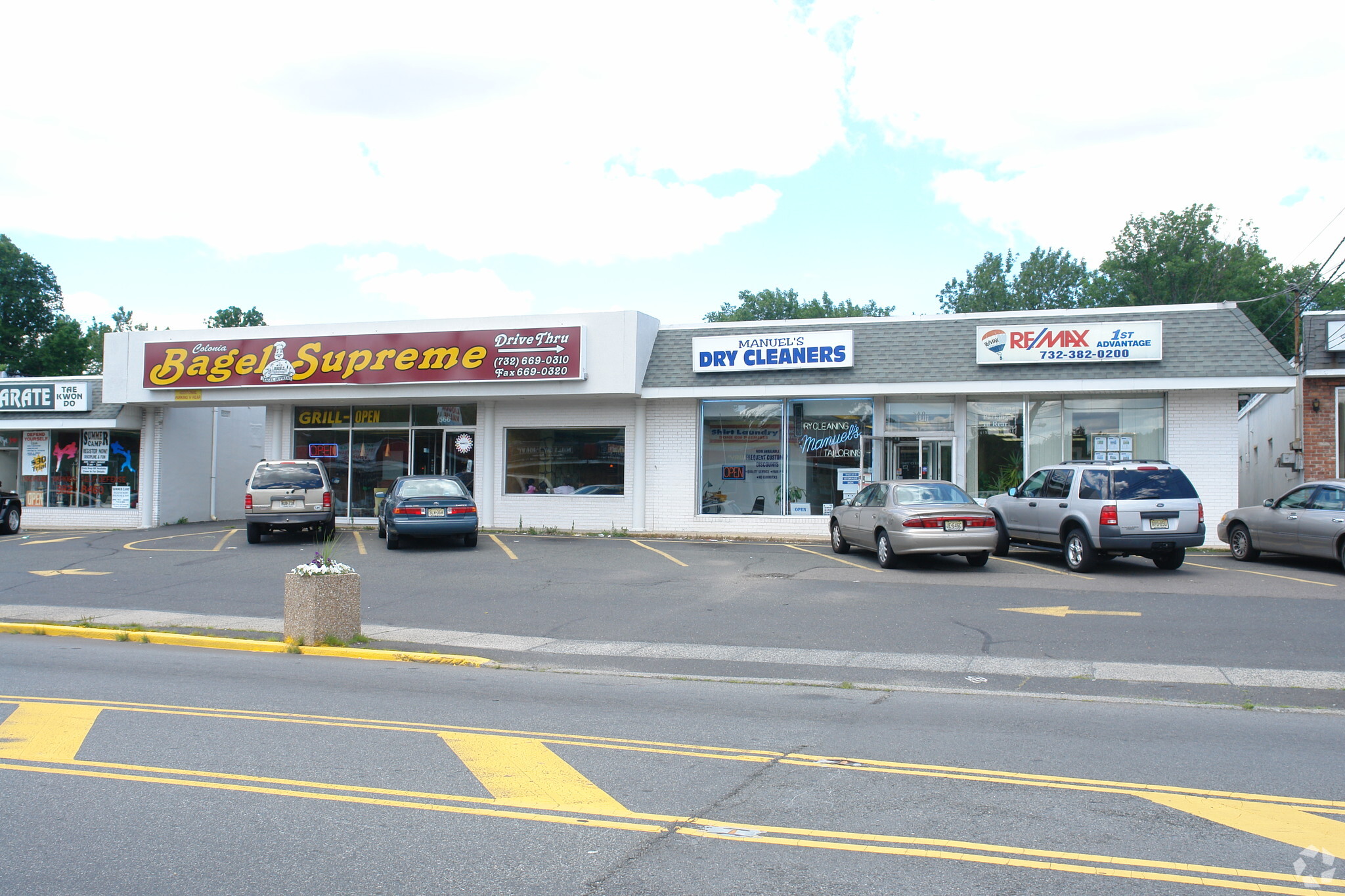 560-566 Inman Ave, Colonia, NJ for sale Primary Photo- Image 1 of 1