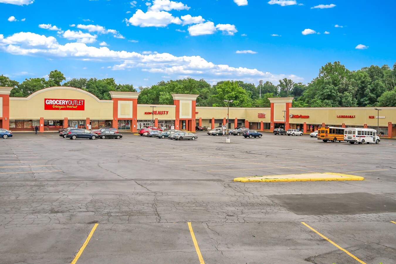 1936 Macdade Blvd, Woodlyn, PA 19094