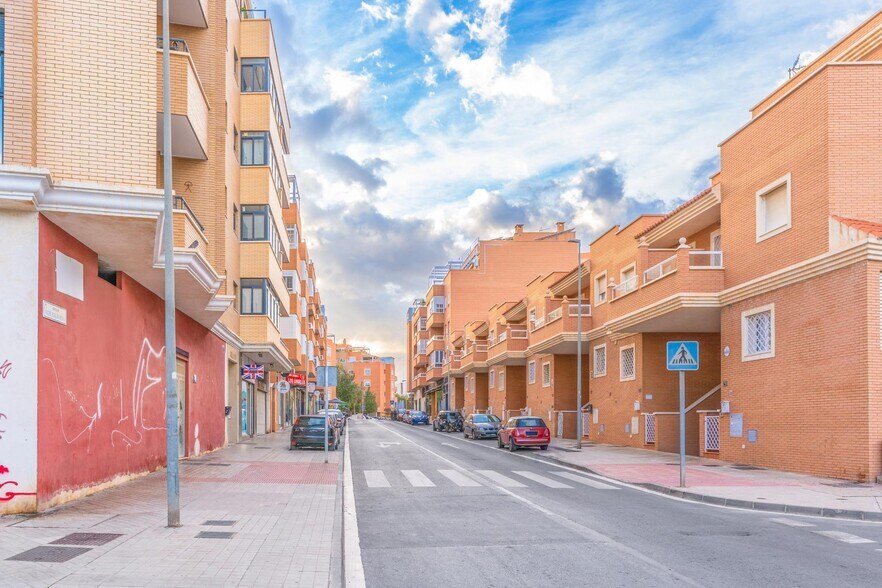 Calle Costa Balear, 24, Almería, Almería for sale - Building Photo - Image 3 of 30
