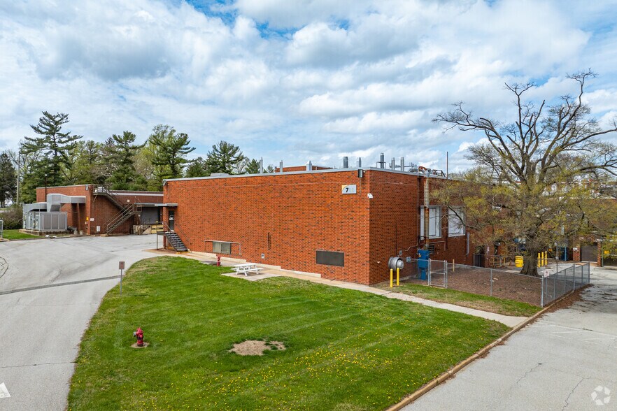 110 Innovation Blvd, Wilmington, DE for lease - Building Photo - Image 3 of 5