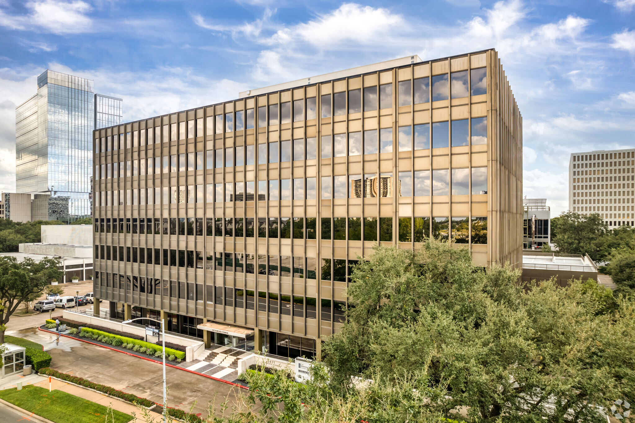 3411 Richmond Ave, Houston, TX for lease Building Photo- Image 1 of 7