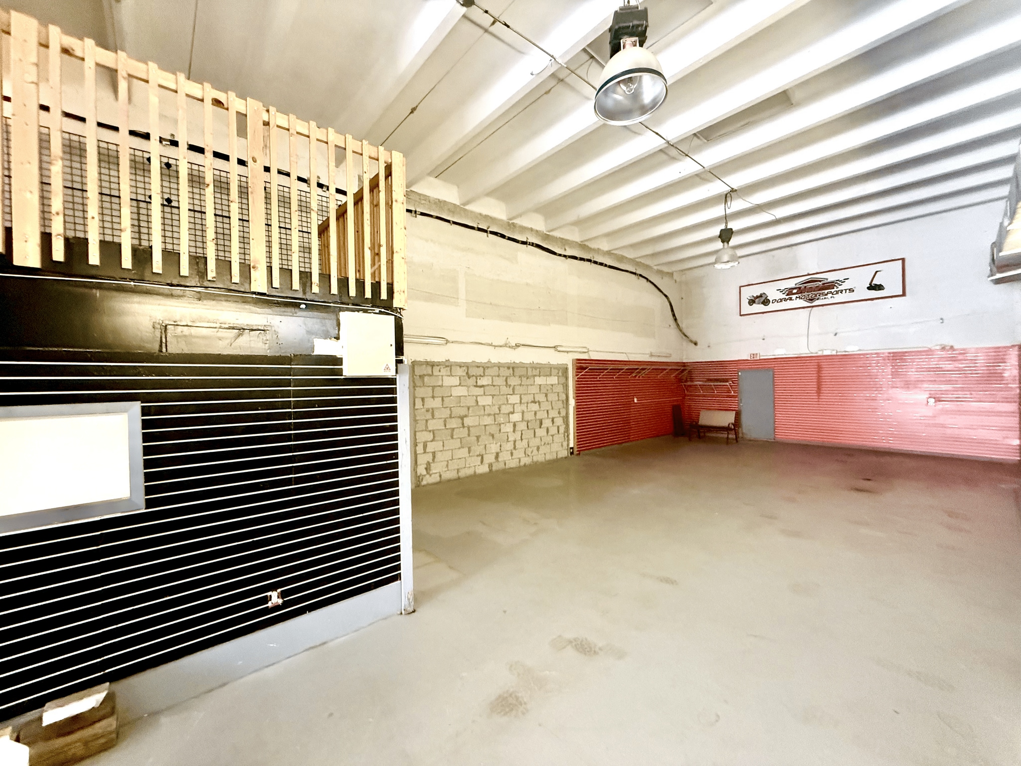 6405-6447 NW 82nd Ave, Miami, FL for lease Interior Photo- Image 1 of 4