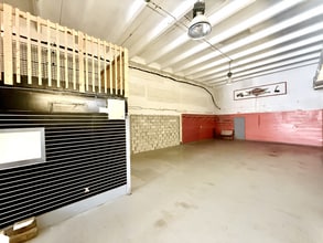 6405-6447 NW 82nd Ave, Miami, FL for lease Interior Photo- Image 1 of 4