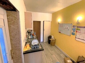 53 Station Rd, Hebburn for lease Interior Photo- Image 2 of 4