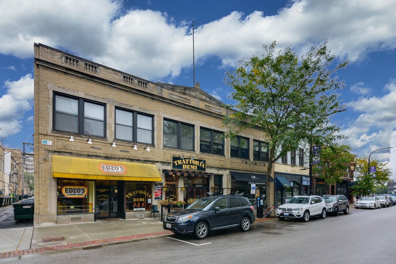 1557 Sherman Ave, Evanston, IL 60201