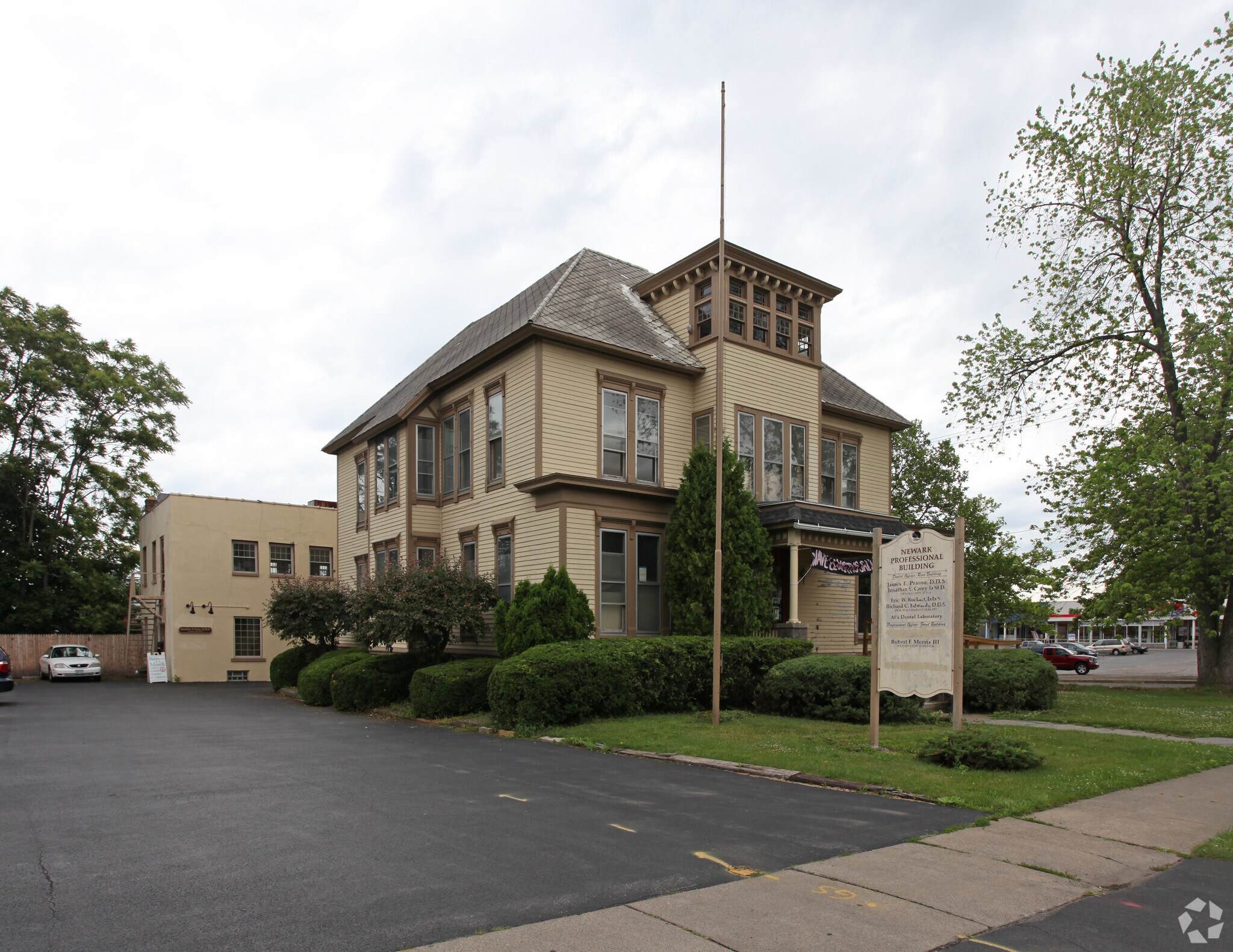 203 W Miller St, Newark, NY for sale Primary Photo- Image 1 of 1