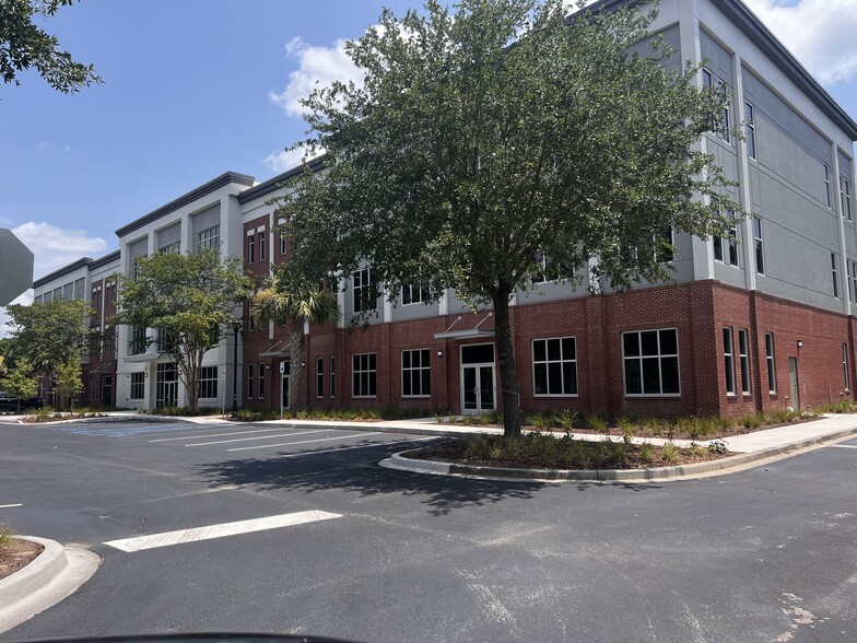 1200 Innovation Way, Mount Pleasant, SC for lease - Building Photo - Image 1 of 49