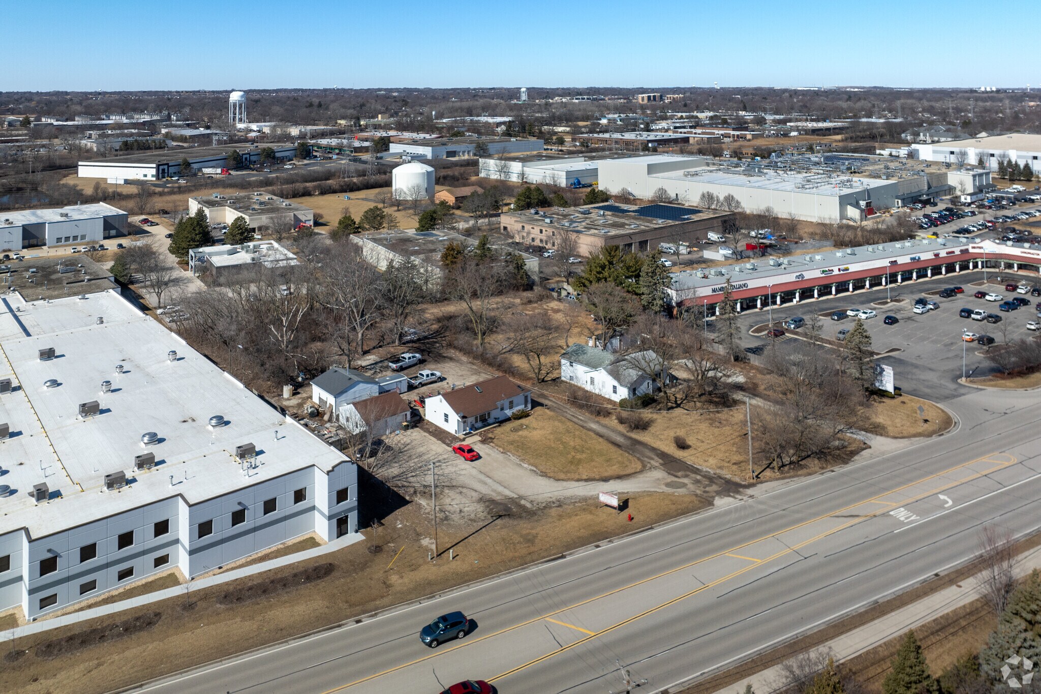 950 S Butterfield Rd, Mundelein, IL for sale Primary Photo- Image 1 of 1
