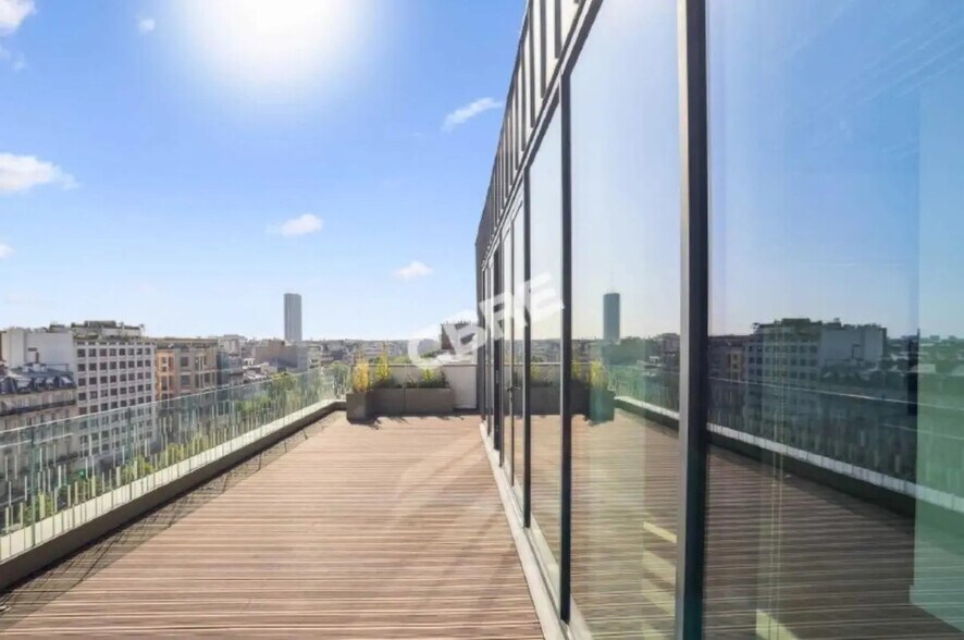 Office in Neuilly-sur-Seine for sale - Building Photo - Image 3 of 26