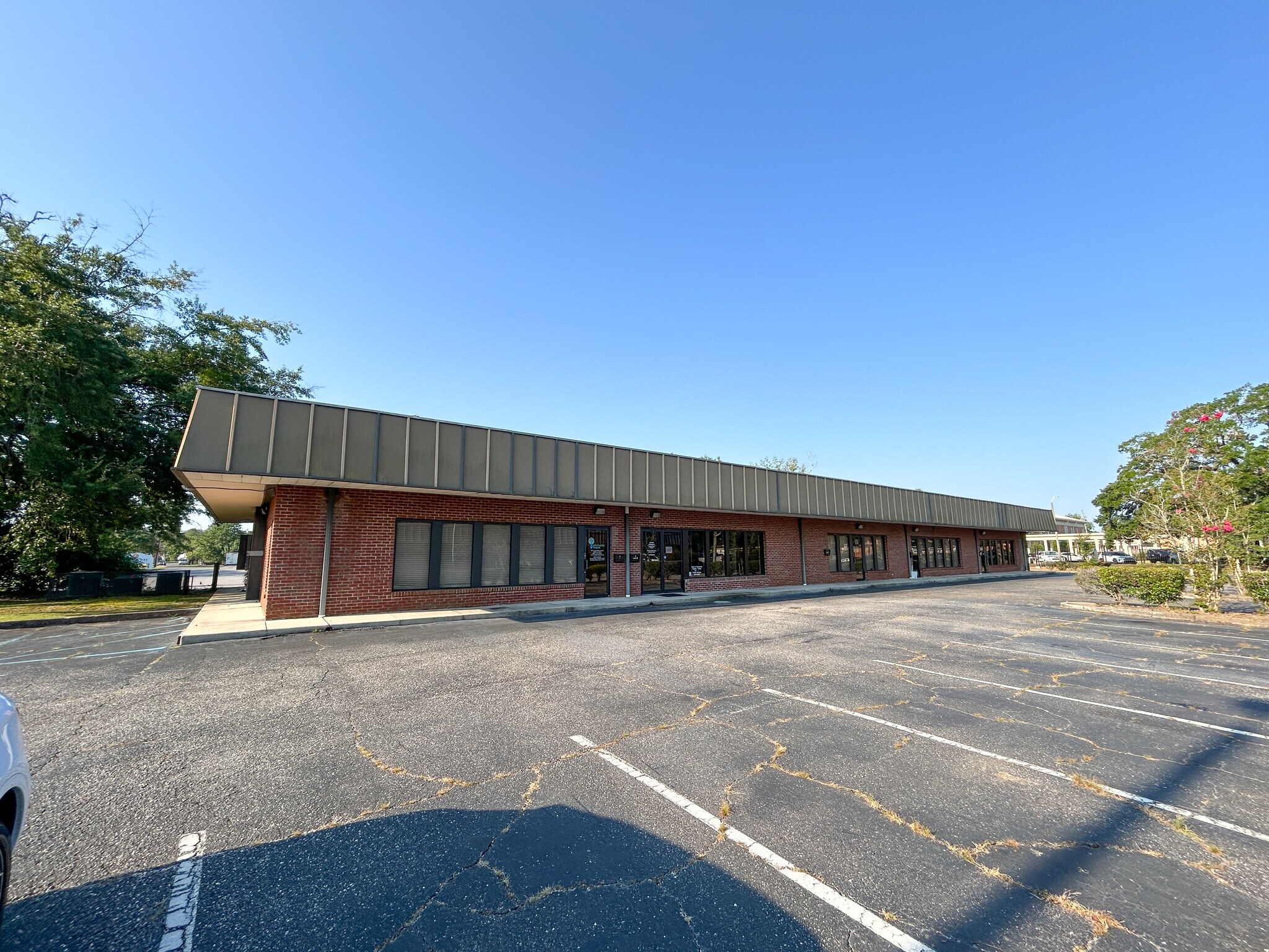 2651 Cameron St, Mobile, AL for lease Building Photo- Image 1 of 16