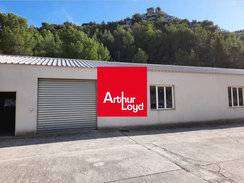 in Marseille for sale - Building Photo - Image 1 of 1