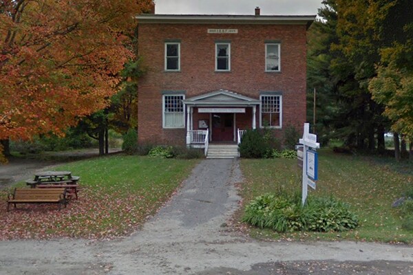 4254 Main Street, Waitsfield, VT for sale Primary Photo- Image 1 of 1