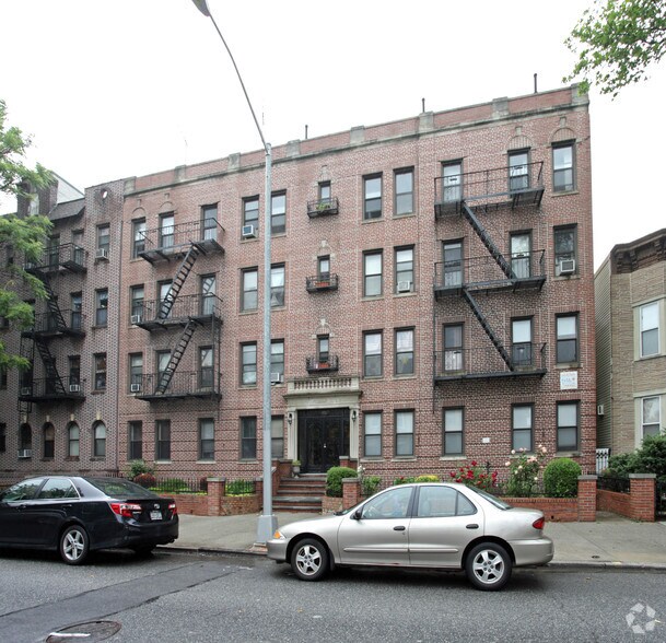 571 Ovington Ave, Brooklyn, NY for sale - Building Photo - Image 1 of 1