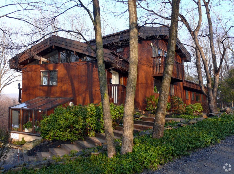 2785 Route 9, Cold Spring, NY for sale - Primary Photo - Image 1 of 1