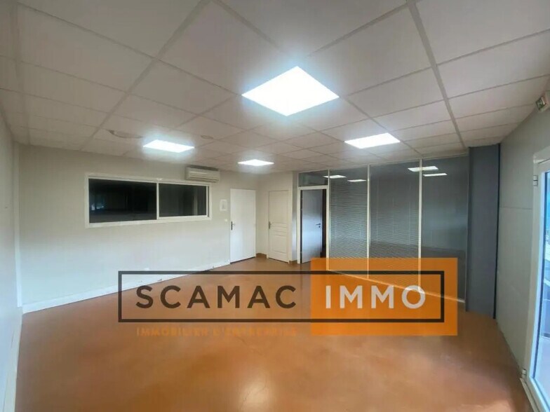 Industrial in Gardanne for lease - Interior Photo - Image 3 of 6