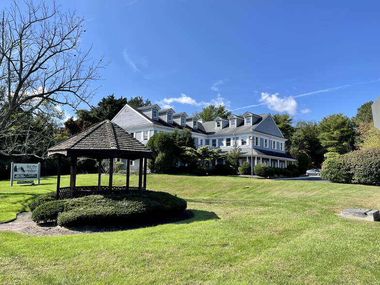 634 Lost Pine Way, Galloway Township, NJ for lease - Primary Photo - Image 1 of 5