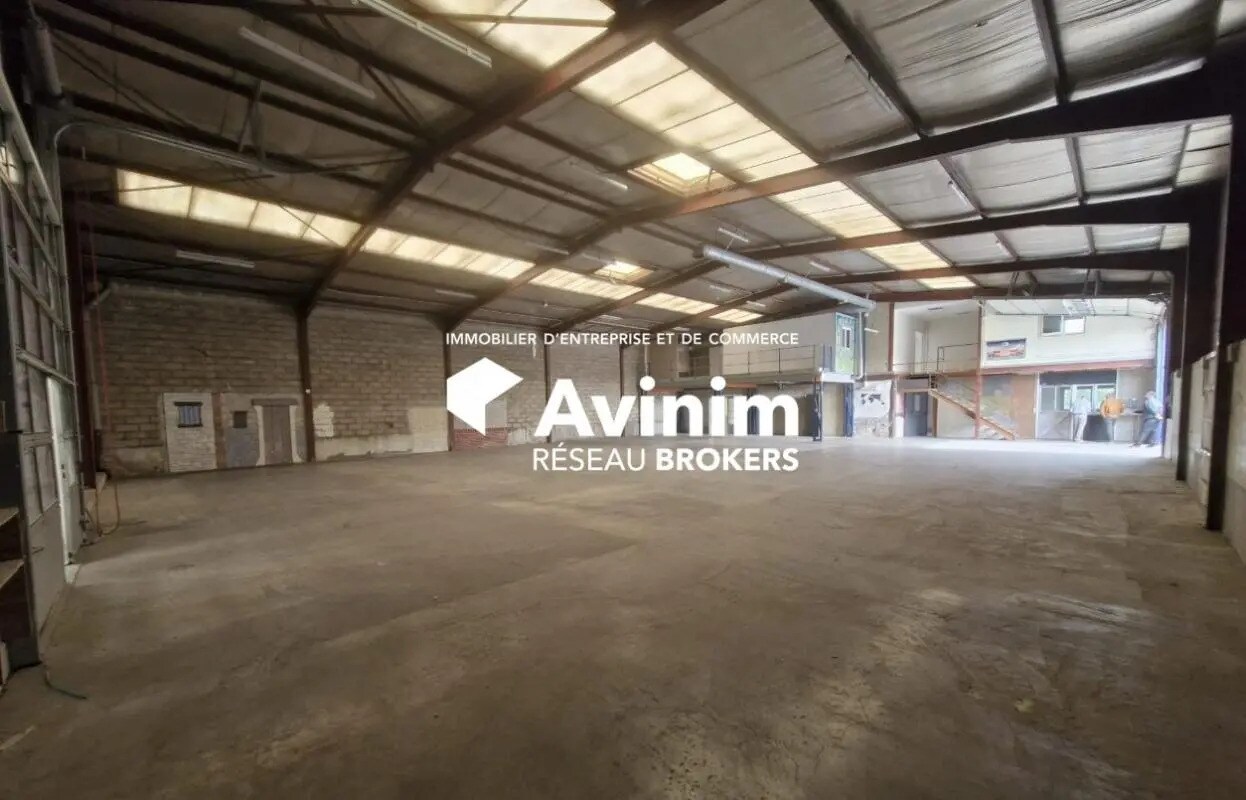 Industrial in Saint-Soupplets for lease Interior Photo- Image 1 of 5