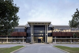 505 Boul du Parc-Technologique, Québec QC - Warehouse