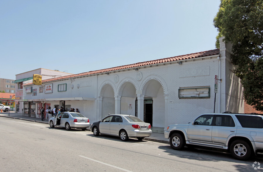 6408-6414 Rugby Ave, Huntington Park, CA for lease - Building Photo - Image 3 of 16