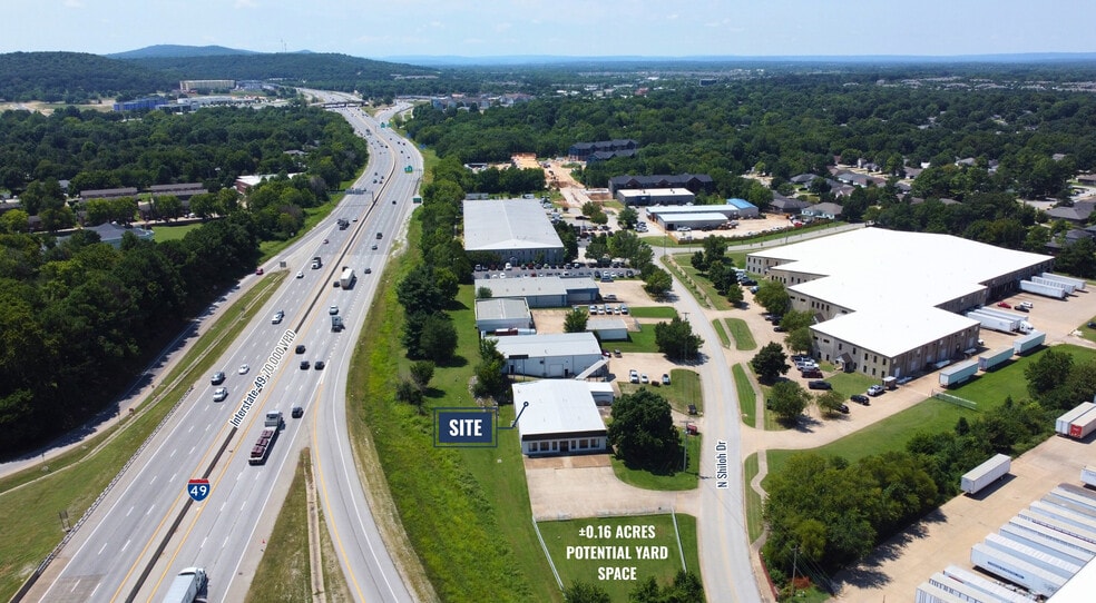 2028 N Shiloh Dr, Fayetteville, AR for lease - Building Photo - Image 1 of 12