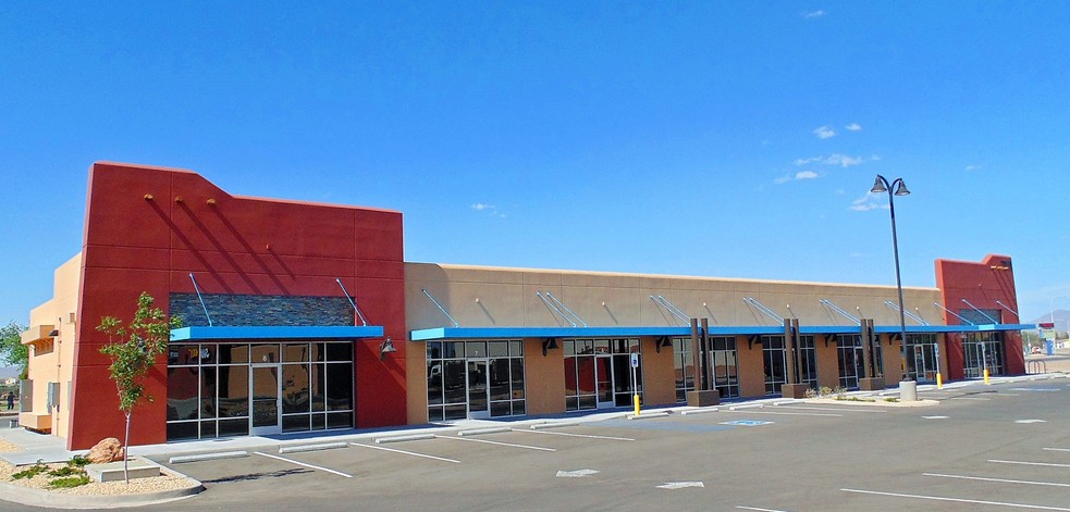 2780 W Picacho Ave, Las Cruces, NM for lease - Building Photo - Image 2 of 2