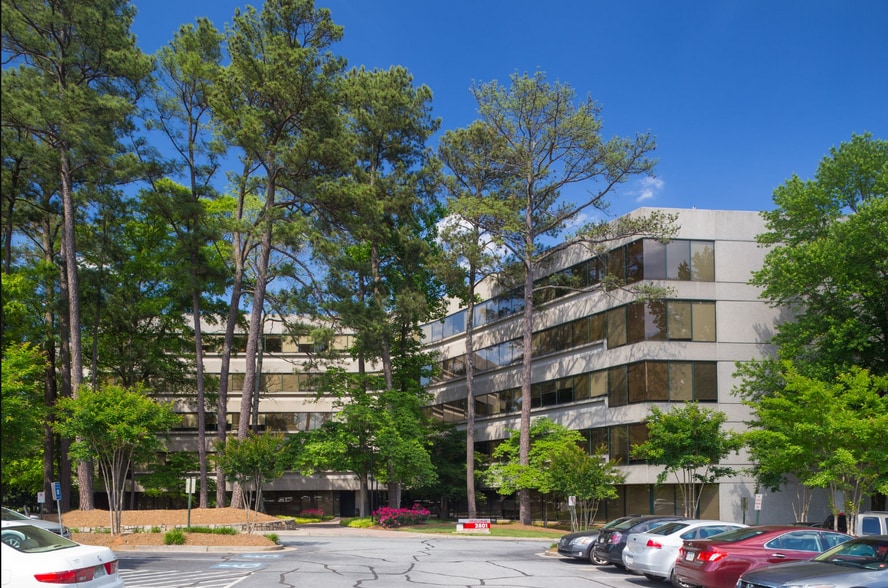 2801 Buford Hwy NE, Atlanta, GA for lease - Building Photo - Image 1 of 17