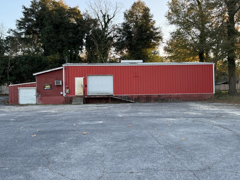 109 Broad St, Hawkinsville, GA for sale - Building Photo - Image 2 of 39