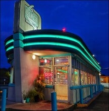 7104 Abercorn St, Savannah, GA for lease Building Photo- Image 2 of 3