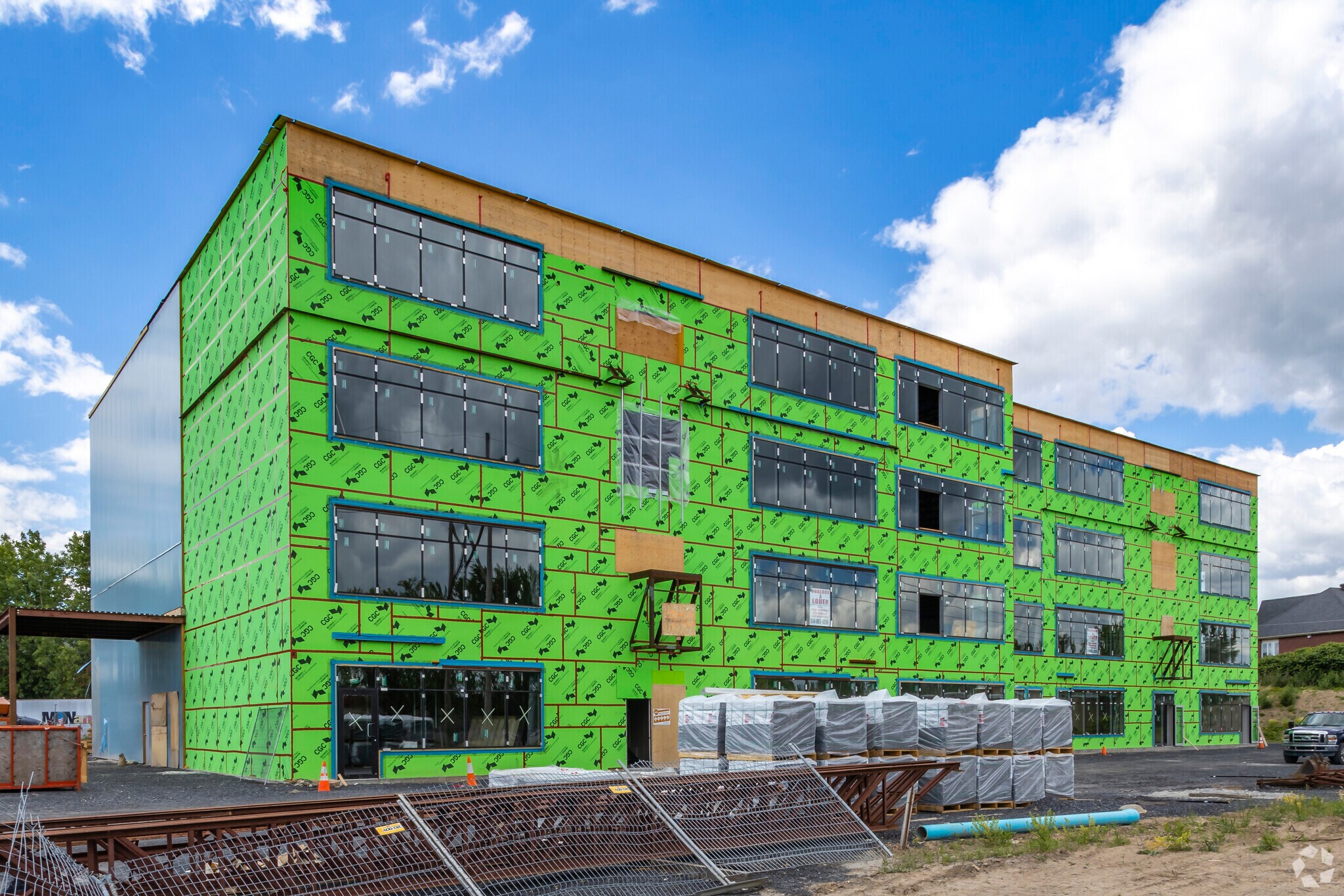 920 Av Simard, Chambly, QC for lease Building Photo- Image 1 of 5