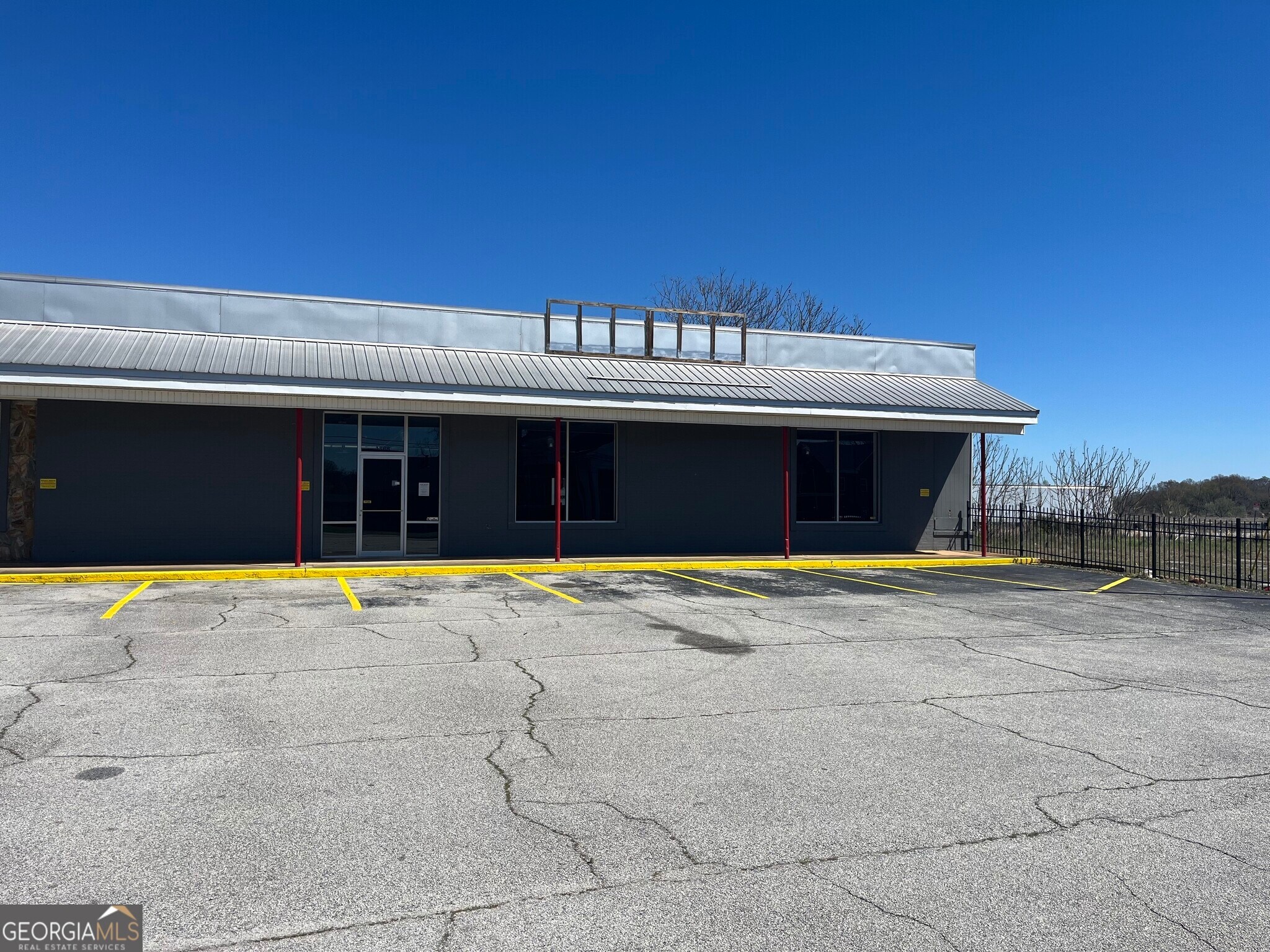 1368 Experiment St, Griffin, GA for sale Primary Photo- Image 1 of 1