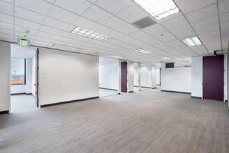 1300 SW Fifth Ave, Portland, OR for lease Interior Photo- Image 2 of 4