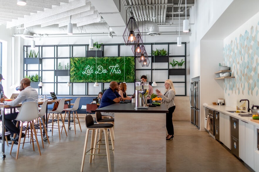 2400 Old Brick Rd, Glen Allen, VA for lease - Interior Photo - Image 3 of 26