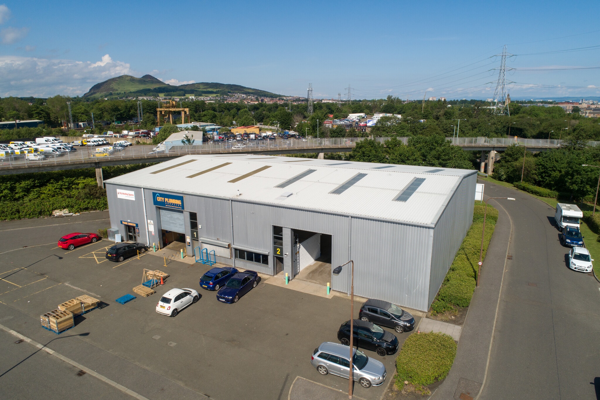 Sir Harry Lauder Rd, Edinburgh for lease Primary Photo- Image 1 of 3