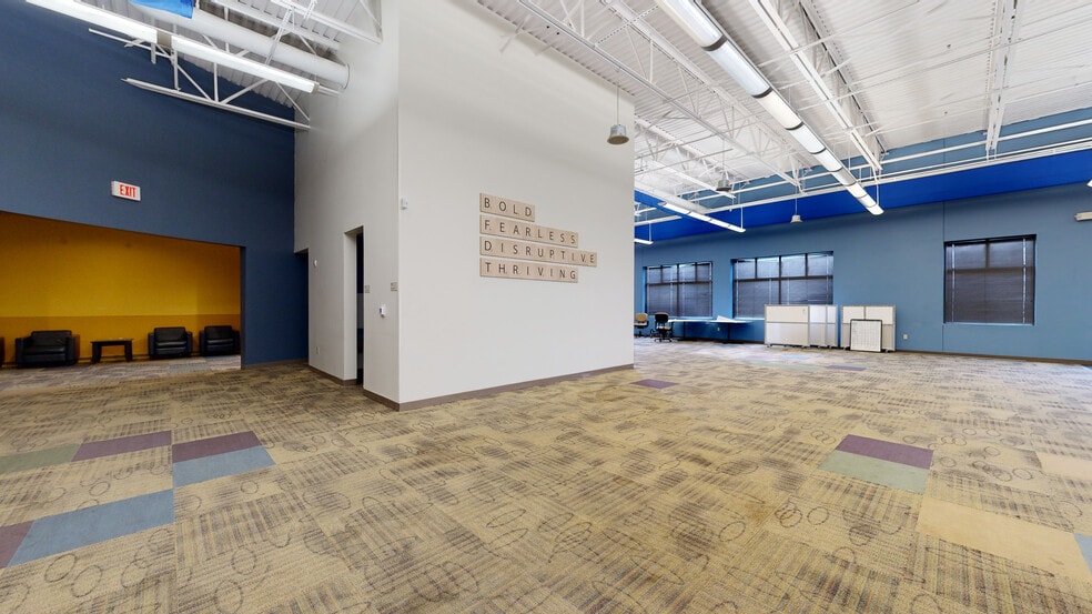 2000 US287 Byp, Ennis, TX 75119 Office for Sale