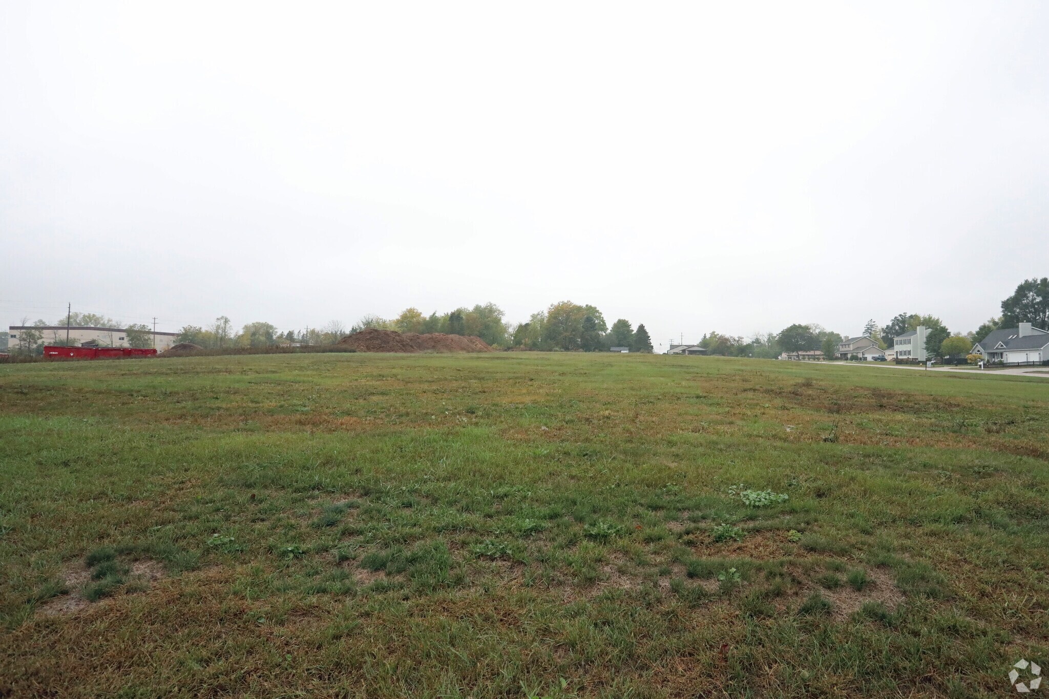 8811 Lori Ln, Sturtevant, WI for sale Primary Photo- Image 1 of 1