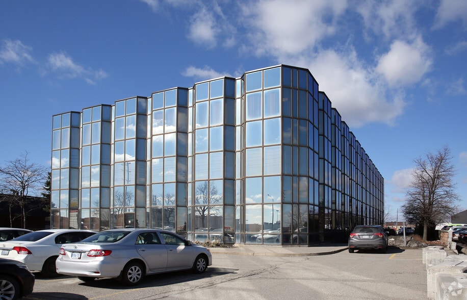350 Rutherford Rd S, Brampton, ON for lease - Building Photo - Image 2 of 8