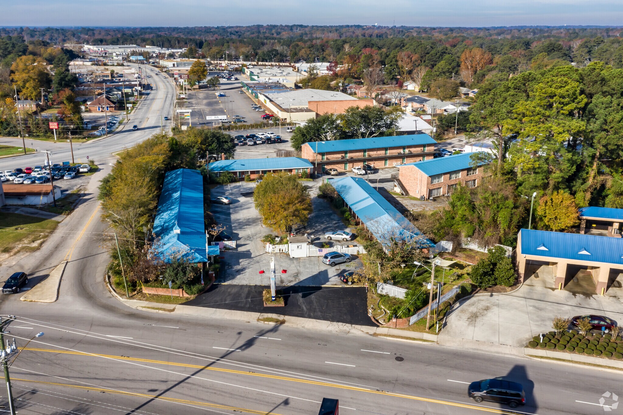 3003 Two Notch Rd, Columbia, SC 29204 Grand Motel