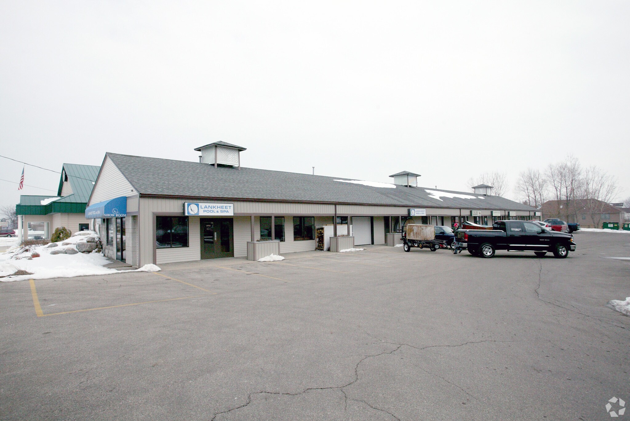 1103 Washington Ave, Holland, MI for sale Primary Photo- Image 1 of 1