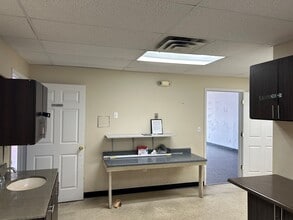 640 River Ridge Plz, Brandenburg, KY for lease Interior Photo- Image 2 of 9