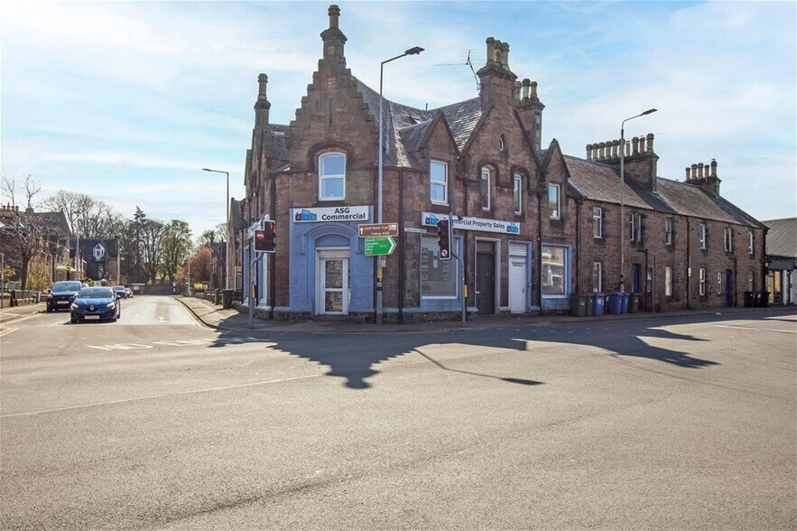 Vacant Retail Premises, Inverness for sale - Building Photo - Image 3 of 8