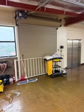 9020 Long Beach Blvd, South Gate, CA for lease Interior Photo- Image 2 of 10