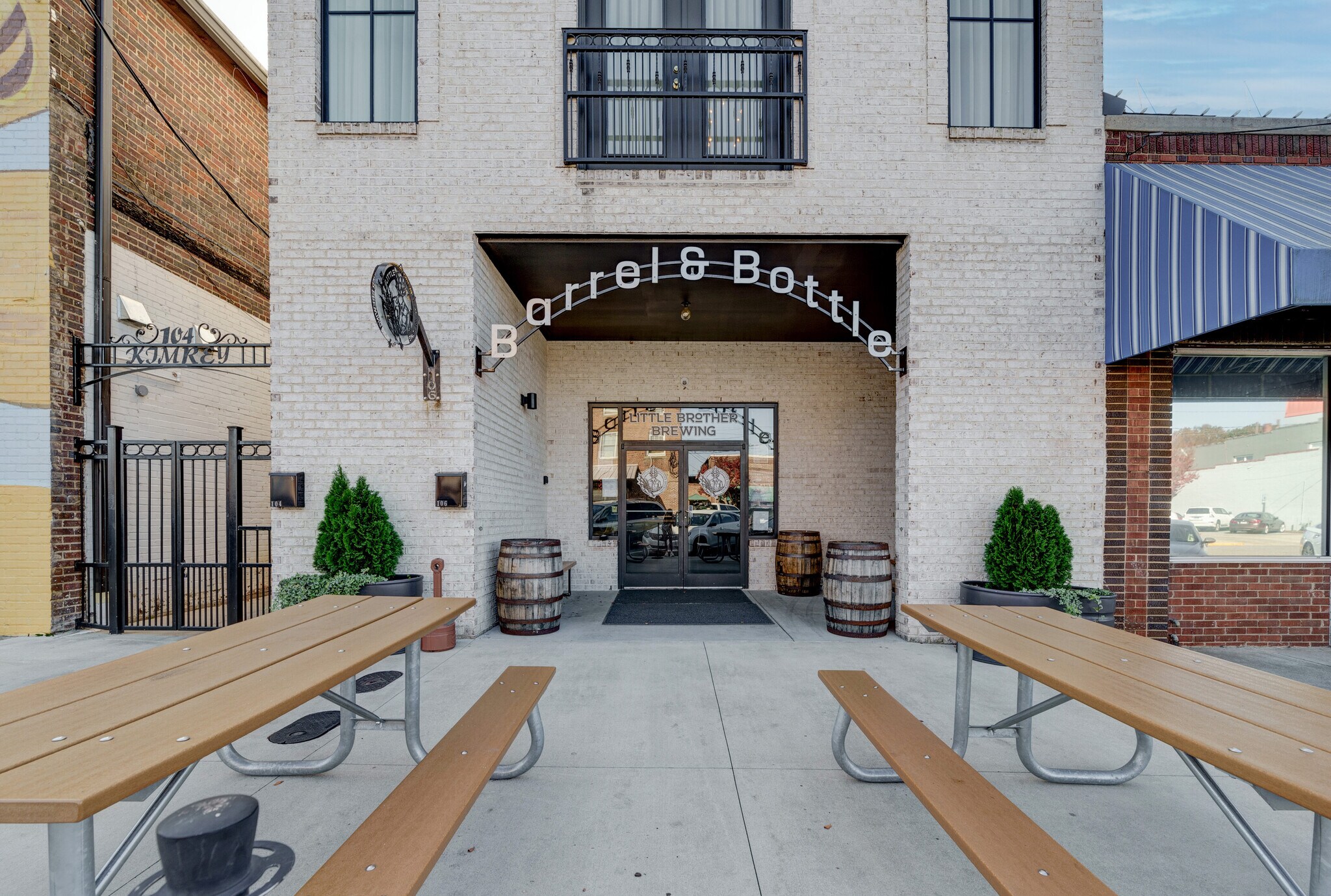 104-106 W Elm St, Graham, NC for sale Building Photo- Image 1 of 1