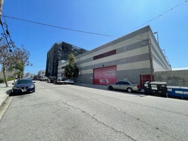 460 W 5th St, San Pedro, CA for lease Building Photo- Image 1 of 12
