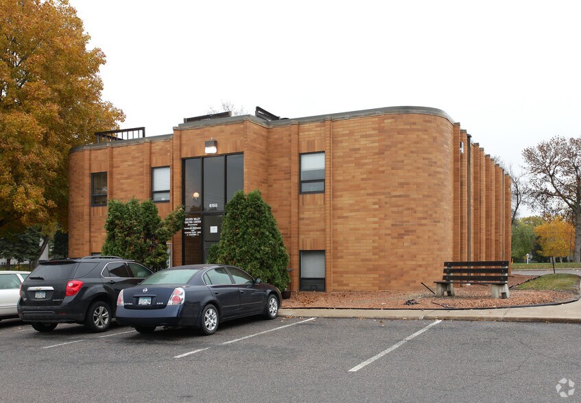 6155 Duluth St, Golden Valley, MN for sale - Primary Photo - Image 1 of 1