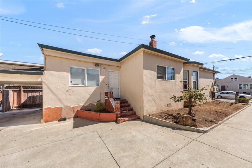 327 Grand Blvd, San Mateo, CA for sale - Building Photo - Image 3 of 10