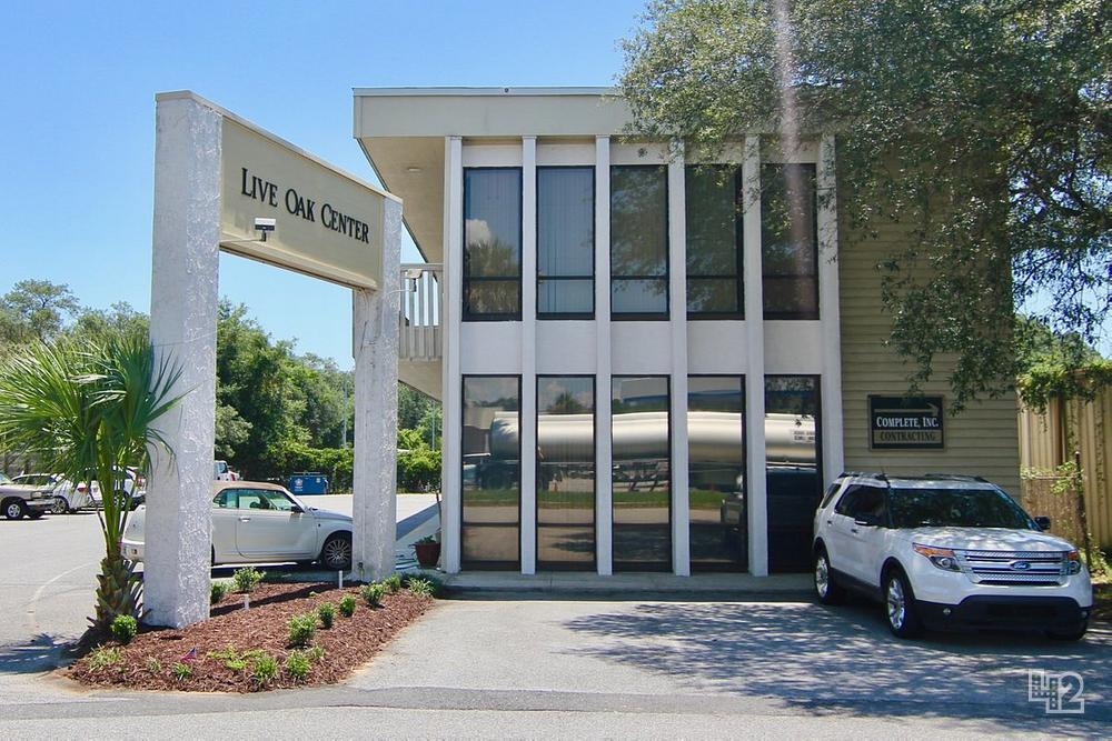 14 Live Oak St, Gulf Breeze, FL 32561