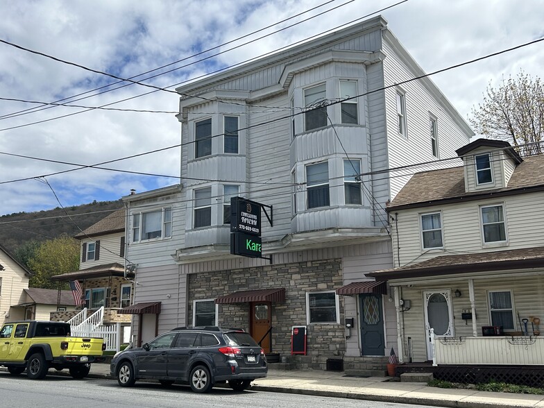 239 W Catawissa St, Nesquehoning, PA for sale - Building Photo - Image 1 of 17