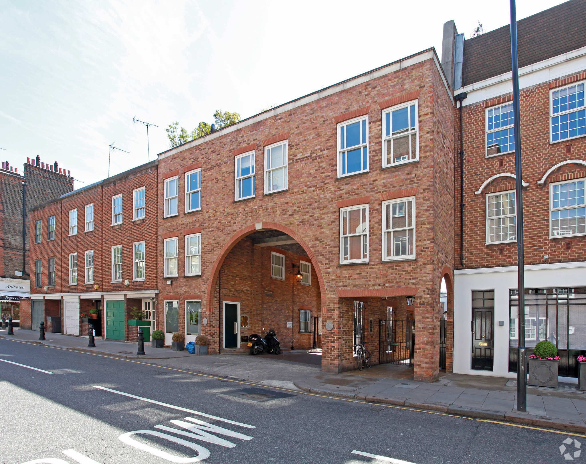 Royal Hospital Rd, London for sale Primary Photo- Image 1 of 3