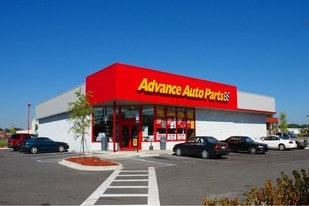 Robinson's Plaza - NNN Property