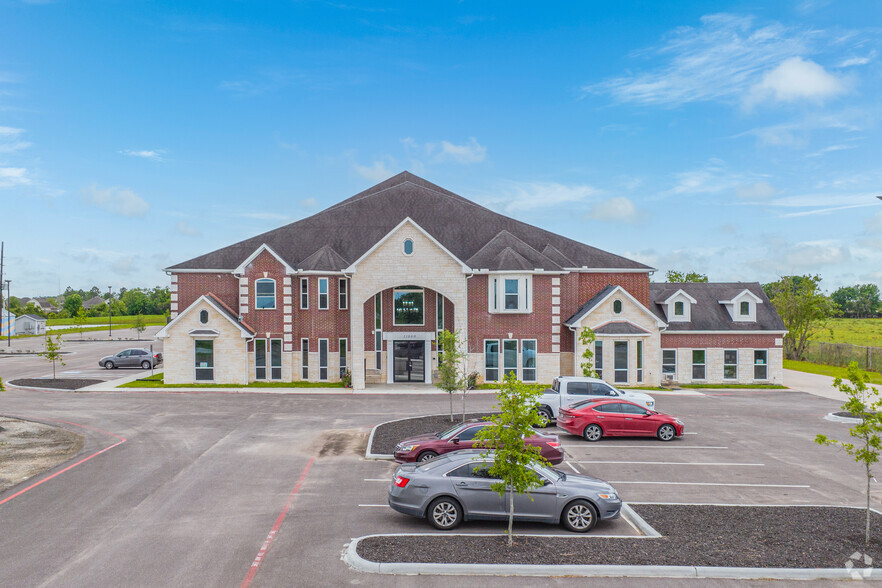 11800 Magnolia Pky, Manvel, TX for lease - Building Photo - Image 1 of 25